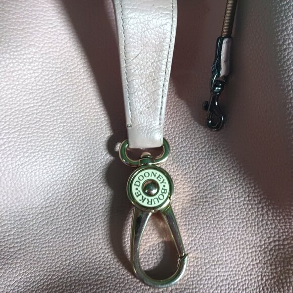 Fab Dooney & Bourke Pebble Grain Leather Pink Large Shoulder Bag - Picture 5 of 7